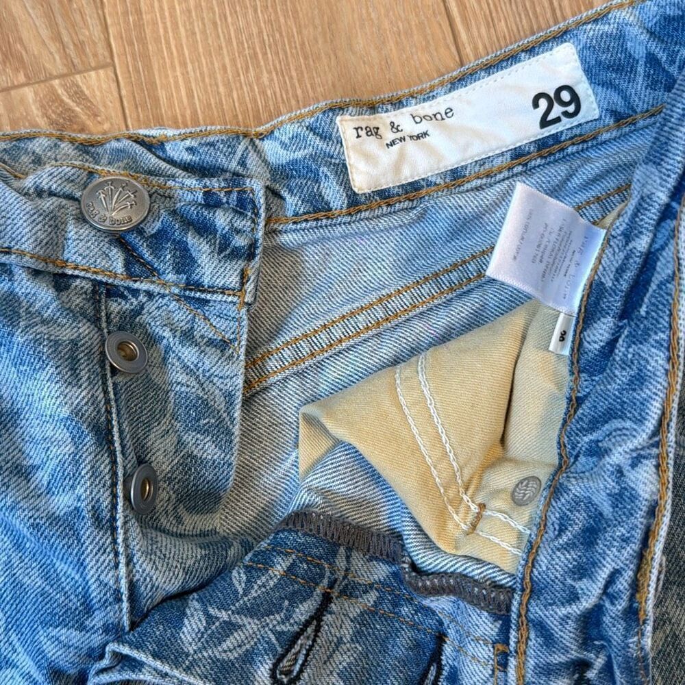 NWOT women’s Rag & Bone Maya Laser Floral Short size 29  Bought new and washed b - Picture 2 of 7